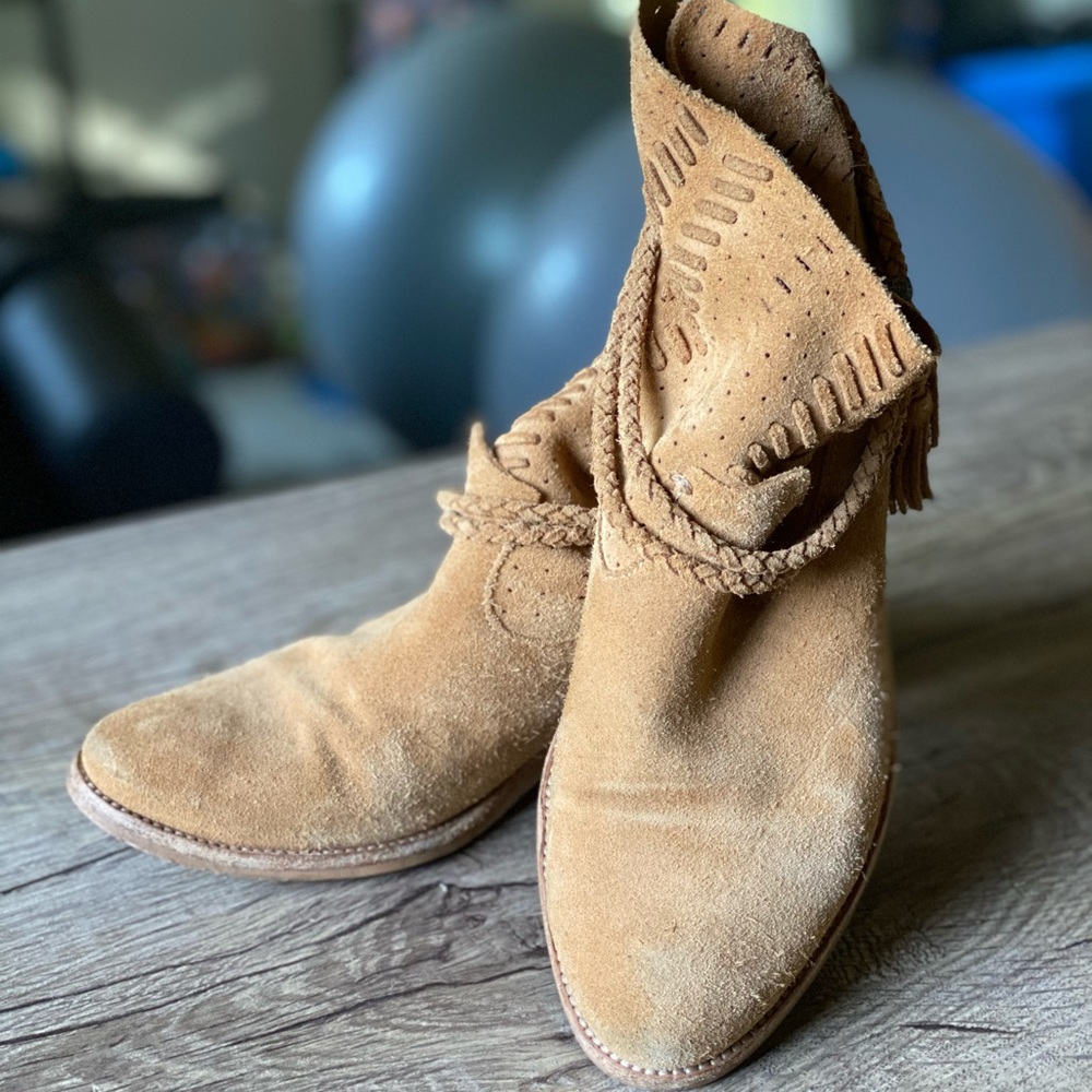 Dolce Vita tan suede booties size 8